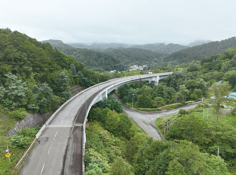 道道砂川歌志内線「かもい大橋」設計 2004（平成16）年